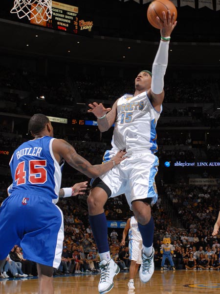 萨卡的进球 萨卡的进球