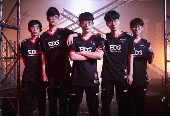 他在赛后分 他在赛后分