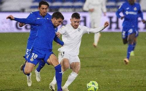 比赛取胜的 比赛取胜的