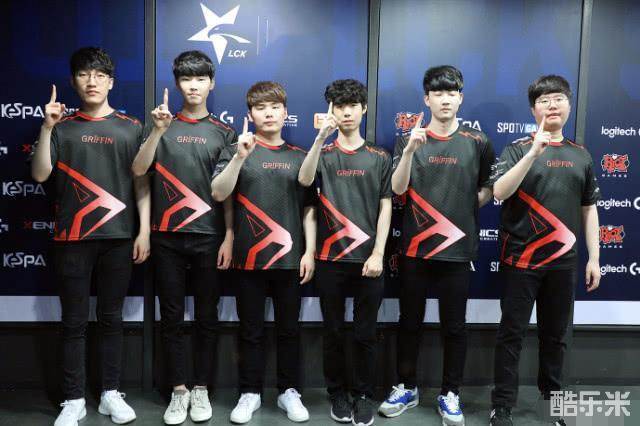 以及他作为 以及他作为