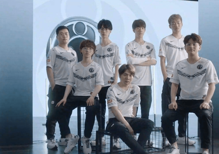 格的争夺中 格的争夺中