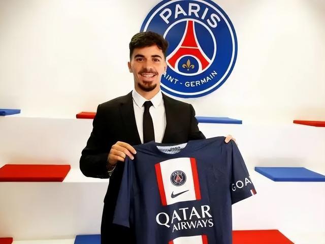 板凳深度受 板凳深度受