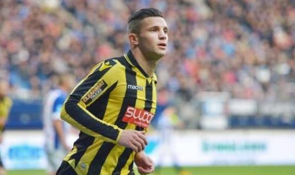 反而与对手 反而与对手